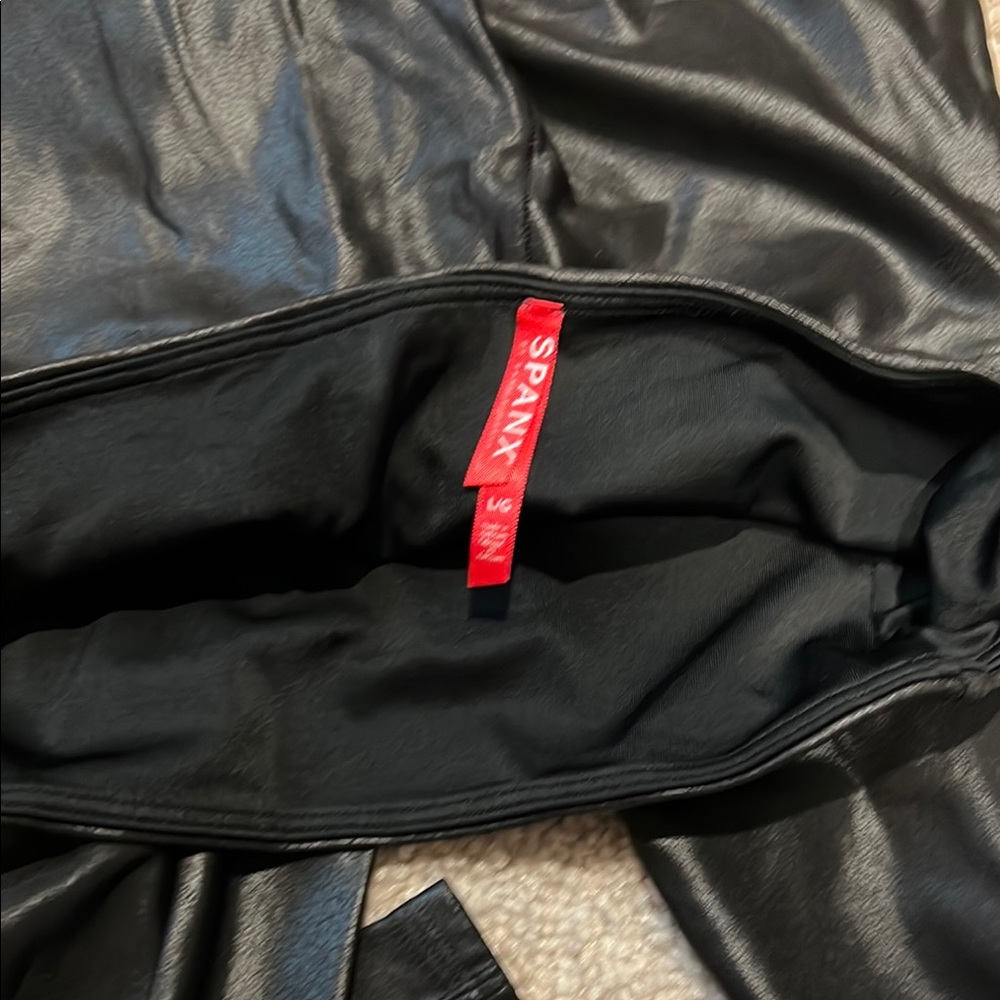 Spanx Black Faux Leather Leggings - Picture 6 of 6
